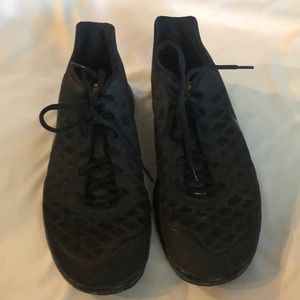 Nike Training Women’s tennis shoes, Size 11